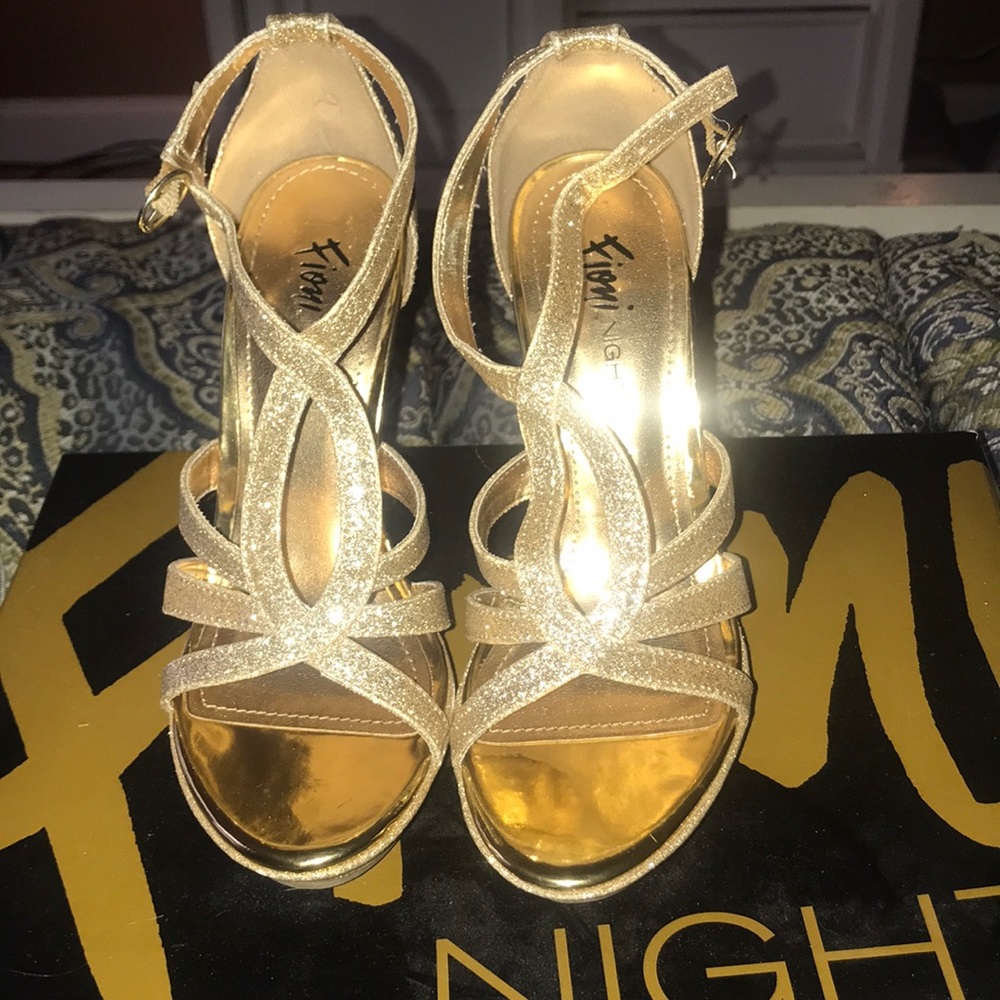 Size 5- Sparkly Gold Stilettos
